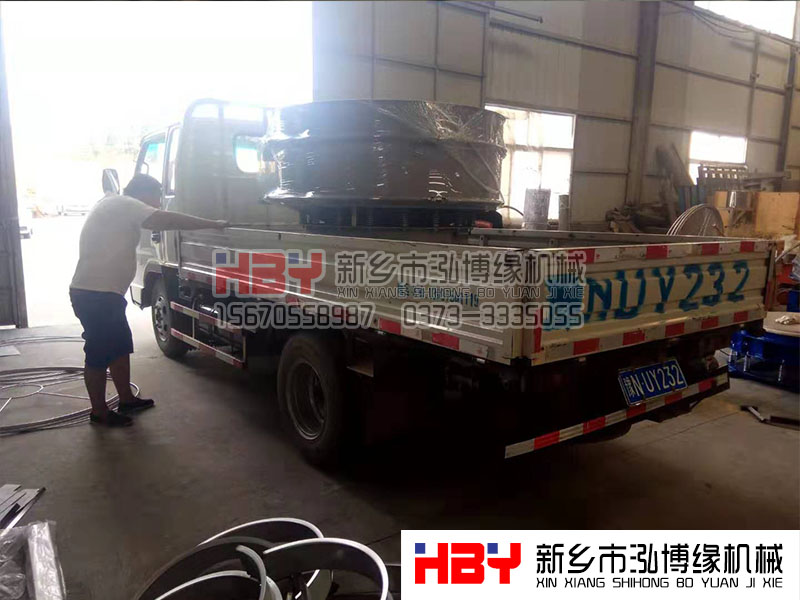 新鄭脫水蔬菜1500型噴砂不銹鋼振動篩  緊急發貨