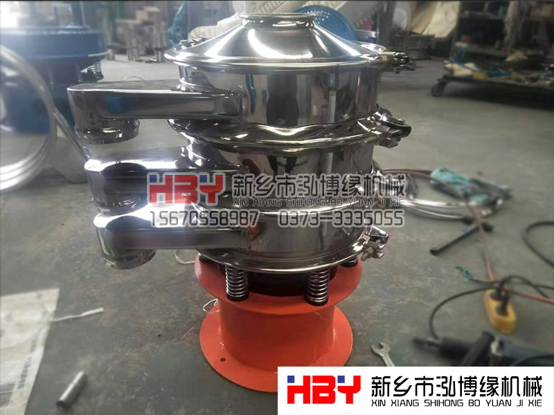 廣東東莞的HBY-400雙層篩粉機已經生產完畢準備發貨