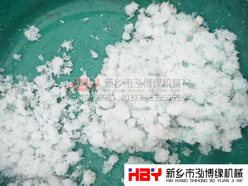 我們為廣東客戶寄過來的物料進行水處理試機